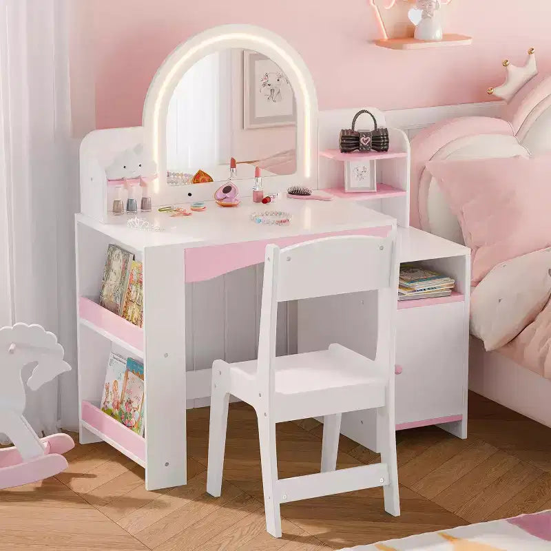 Coiffeuse avec rangements ouverts et étagères