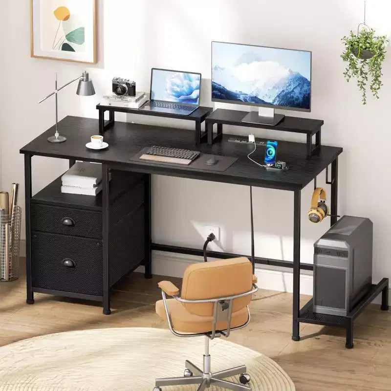 Bureau d'ordinateur noir de 47 pouces avec station de recharge
