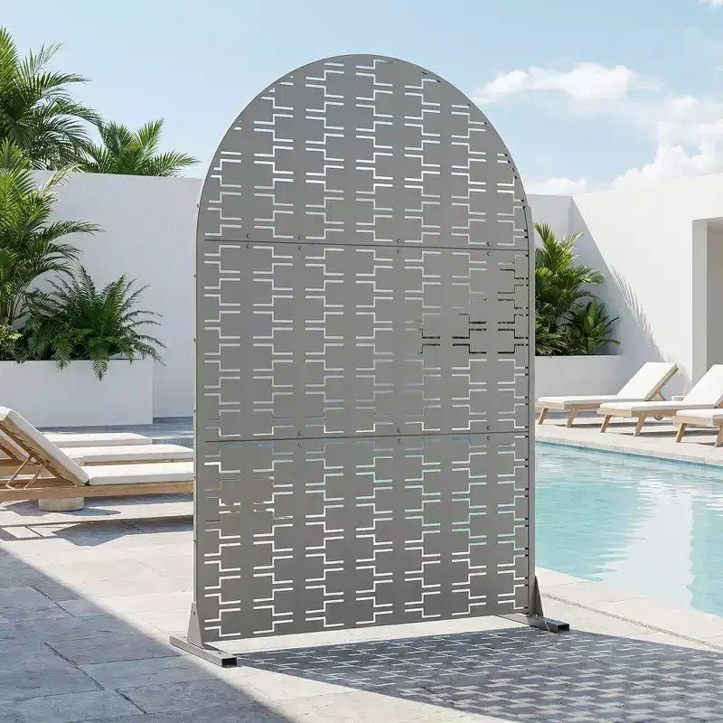Paravent de confidentialité autoportant en métal cintré de 72H x 47L po, couleur gris clair/brun, pour jardin, patio, terrasse, cour